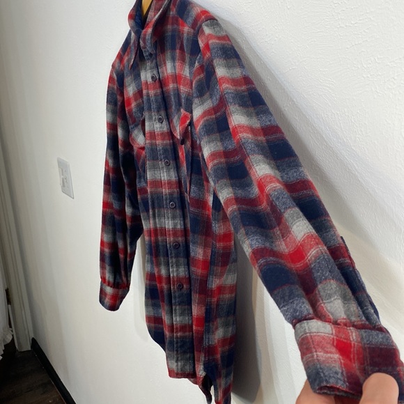 Vintage Pendleton Mens M Blue & Red Plaid Pure Wool Button Down Shirt - Picture 6 of 9